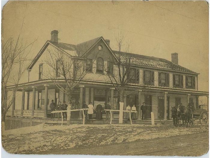 Buck Tavern without sidewalks.JPG