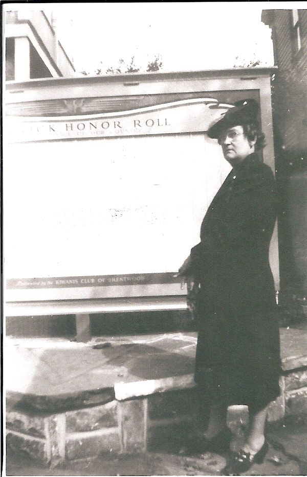 Mrs. George Quel.jpg