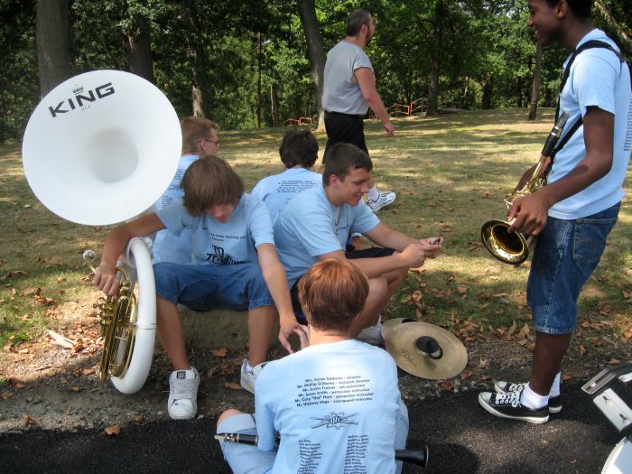 File:2010 Cornfest Carrick Band 2.jpg