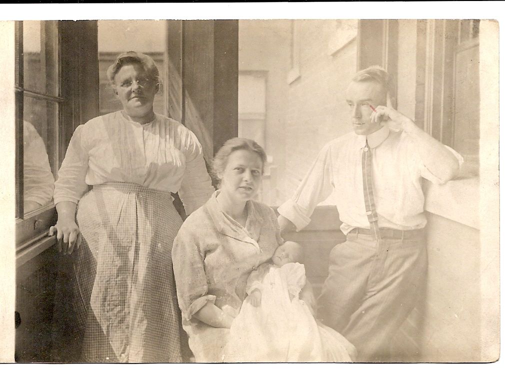 1711 Brownsville Rd, front photo.jpg