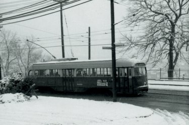 File:Carrick Street Car.jpg