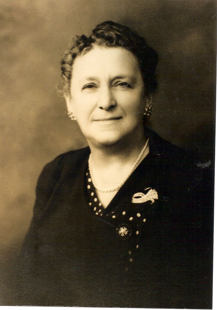 Bess benedik.jpg
