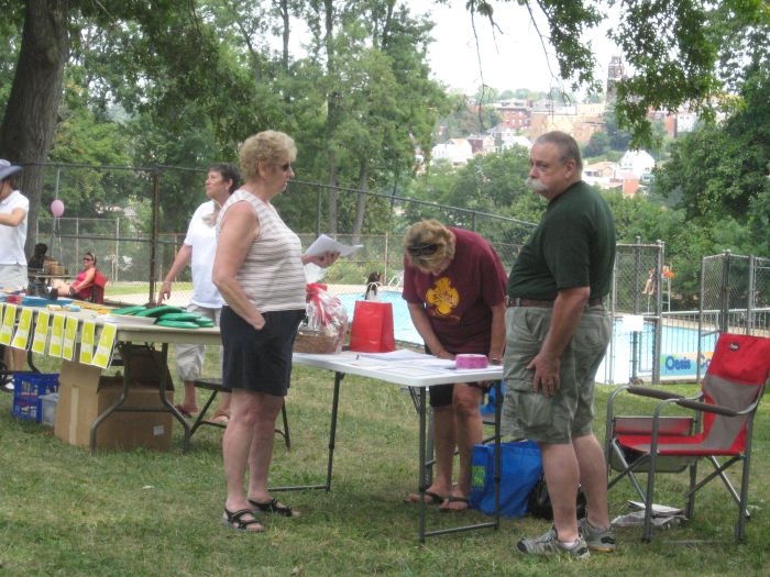 File:2010 Cornfest participant booth 10.jpg
