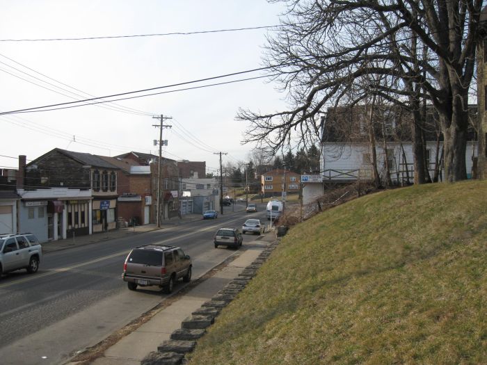 Brownsville road heading north 2008.jpg