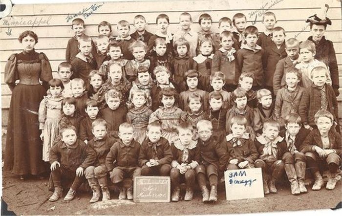 File:Fairhaven School Class Photos 1895-001 rs.jpg