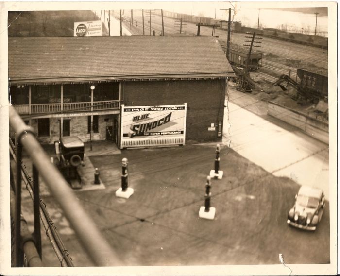 Page's Service Station - Sunoco 2.jpg