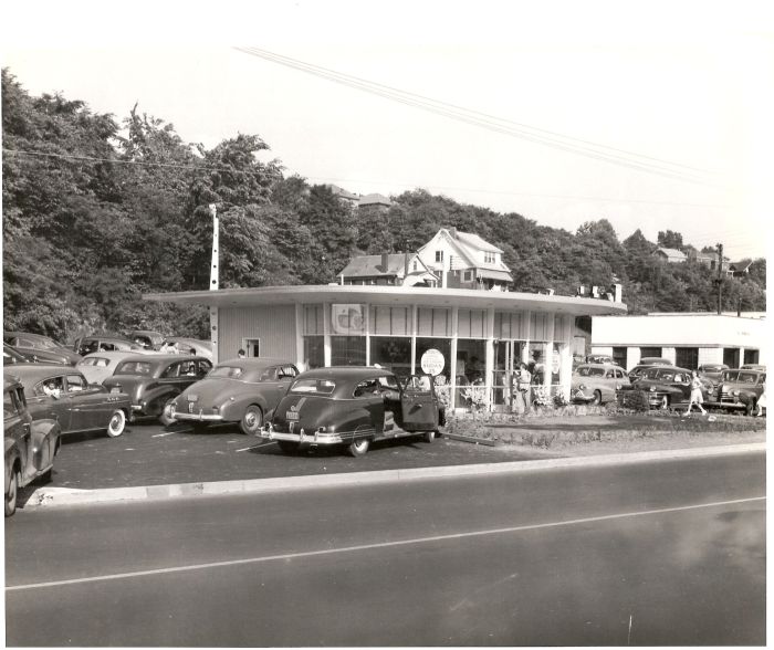 Overbrook First Eat'nPark-resized.jpg