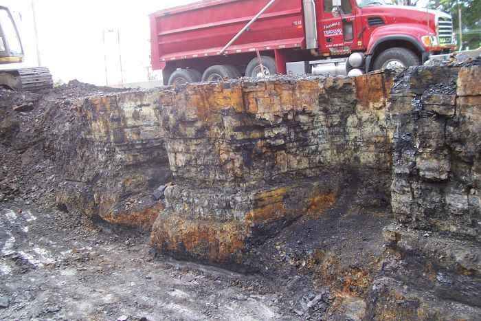 Elwin Coal on Rt. 88 10 13 07 005.jpg