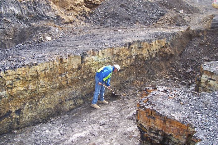 Elwin Coal on Rt. 88 10 13 07 007.jpg