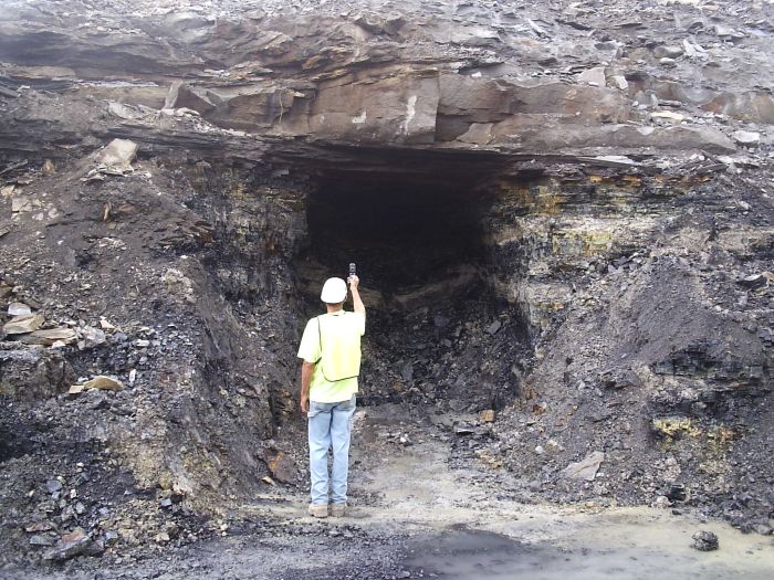 Elwin Coal on Rt. 88 PA190663.jpg