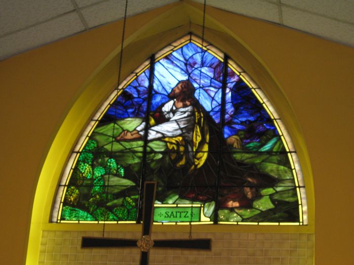 File:Christ the reemer church window 4.jpg