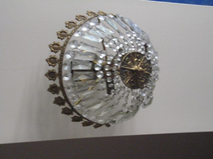 File:St. Pius Chandelier 2.jpg