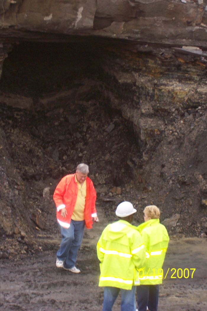 Elwin Coal on Rt. 88 10 20 07 028.jpg