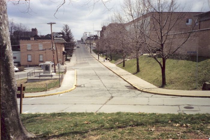 File:Parkfield Street 2008.jpg