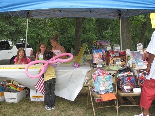 2010 Cornfest participant booth 25.jpg