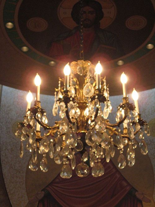 St. Pius Chandelier 8.jpg