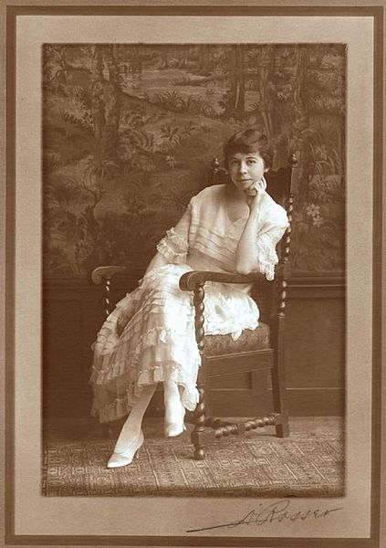 File:17-Dorothy 1915 High School Graduation Pic rs.jpg